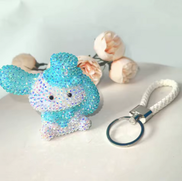 Брелок алмазна мозаїка Cinnamoroll, своїми руками, декоративна фігурка 26-68 фото