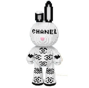 Конструктор Magic Blocks &laquo;Зайчик Chanel Bearbrick&raquo; высотой 55 см на 3366 деталей 9191-Chanel фото